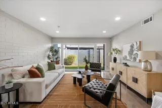 Photo #1: 6960747 Listing 