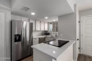 Photo #3: 6960791 Listing 