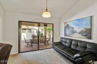 Photo #4: 6960815 Listing 