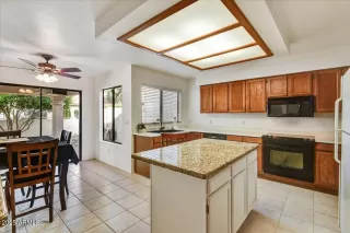 Photo #6: 6960815 Listing 