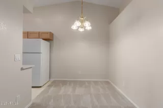 Photo #6: 6960837 Listing 