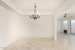 Photo #4: 6960851 Listing 