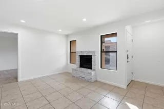 Photo #4: 6960955 Listing 