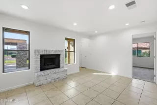 Photo #6: 6960955 Listing 