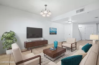 Photo #2: 6960959 Listing 