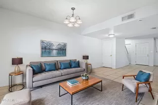 Photo #3: 6960959 Listing 