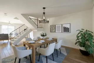 Photo #4: 6961000 Listing