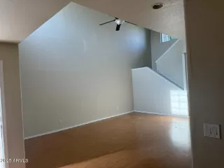 Photo #2: 6961001 Listing 