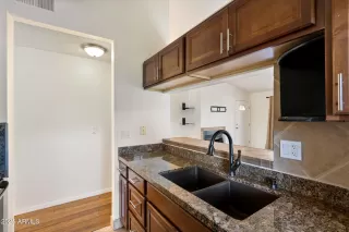 Photo #6: 6961004 Listing 