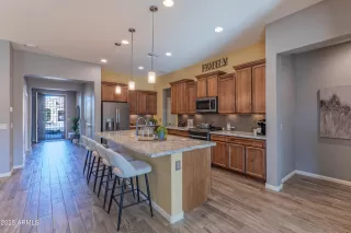 Photo #5: 6961046 Listing 