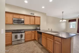 Photo #3: 6961047 Listing 