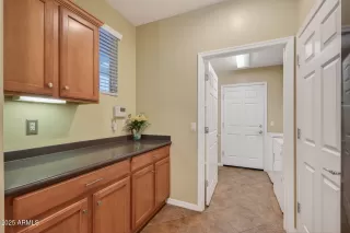 Photo #5: 6961047 Listing 