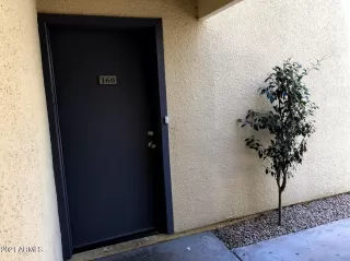 Photo #5: 6961067 Listing 