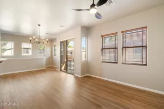 Photo #1: 6961087 Listing 