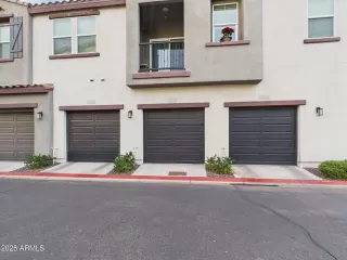 Primary Photo for MLS#: 6961112