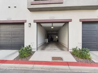 Photo #1: 6961112 Listing