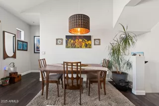 Photo #5: 6961133 Listing 