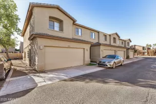 Photo #2: 6961139 Listing 