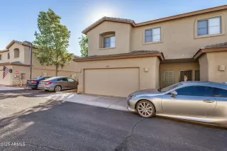 Photo #4: 6961139 Listing 