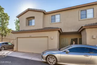 Photo #5: 6961139 Listing 