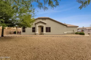 Photo #6: 6961151 Listing 