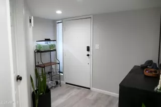 Photo #6: 6961273 Listing 