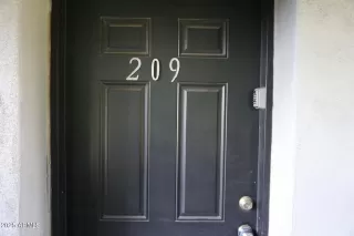 Photo #1: 6961287 Listing 