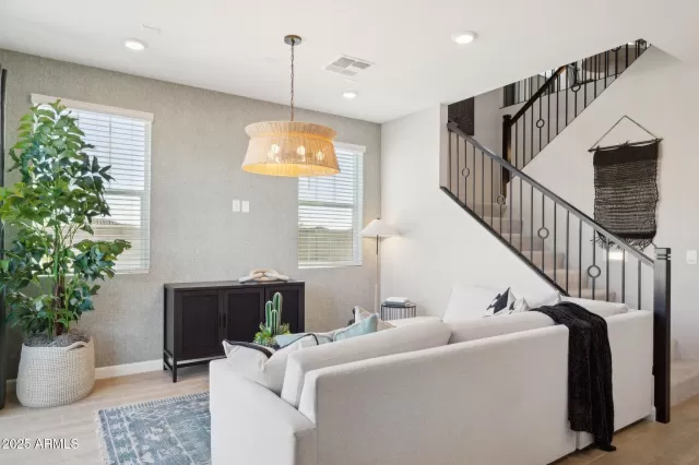 MLS: 6961325 Condo For Sale