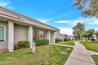 Photo #2: 6961332 Listing 