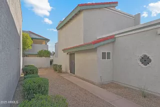 Photo #2: 6961537 Listing 