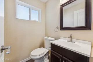 Photo #4: 6961537 Listing 