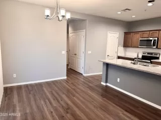 Photo #6: 6961544 Listing 