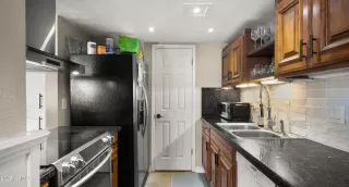 Photo #4: 6961681 Listing 