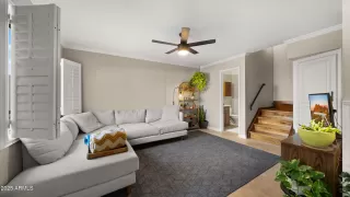 Photo #6: 6961681 Listing 