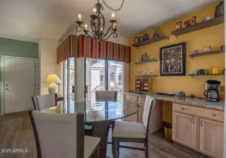 Photo #5: 6961685 Listing 