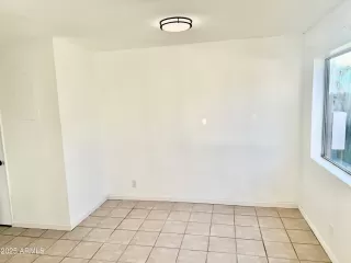 Photo #1: 6961848 Listing 