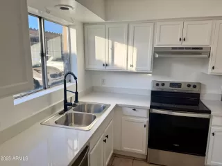 Photo #3: 6961848 Listing 