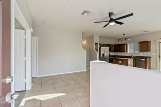 Photo #6: 6961876 Listing 