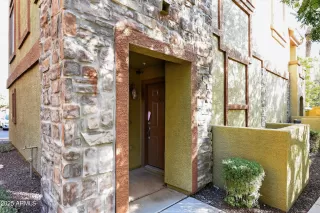 Photo #4: 6961912 Listing