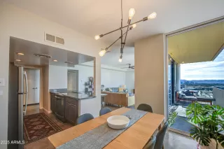 Photo #2: 6961930 Listing 