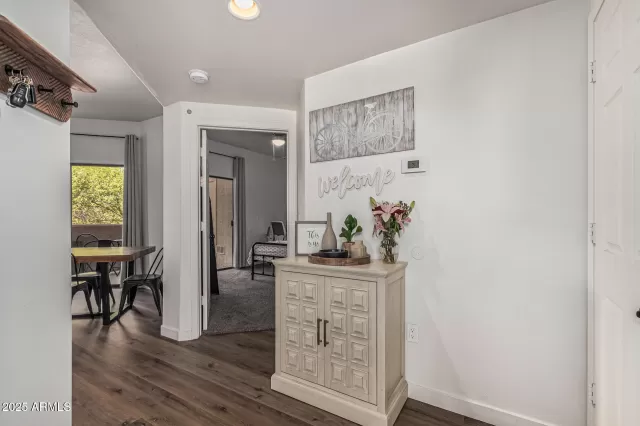 MLS: 6961994 Condo For Sale