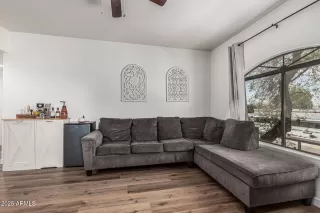 Photo #4: 6961994 Listing 