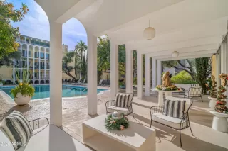 Photo #5: 6962209 Listing 