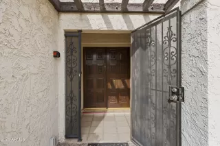 Photo #1: 6962216 Listing 