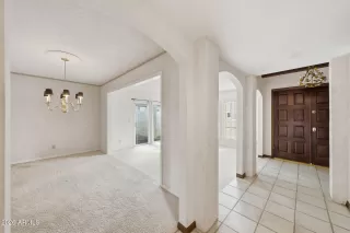 Photo #5: 6962216 Listing 