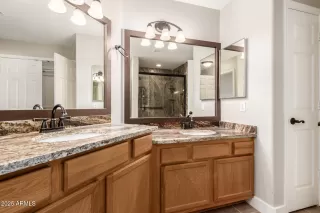 Photo #2: 6962251 Listing 