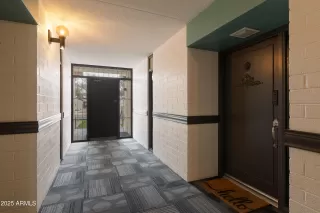 Photo #6: 6962278 Listing 