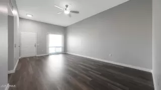 Photo #3: 6962312 Listing 