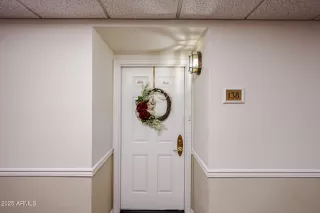 Photo #5: 6962318 Listing