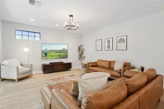 Photo #4: 6962336 Listing 